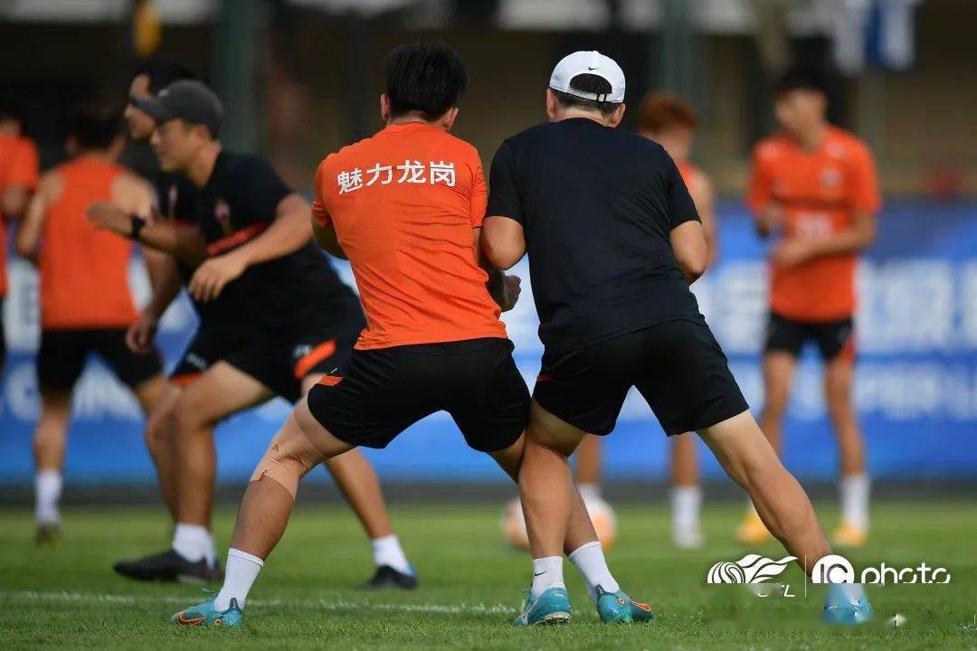 包含斯图加特发布备战花絮；今晚临场应变；中超任务艰巨；控场能力受关注的词条星空体育官网下载入口